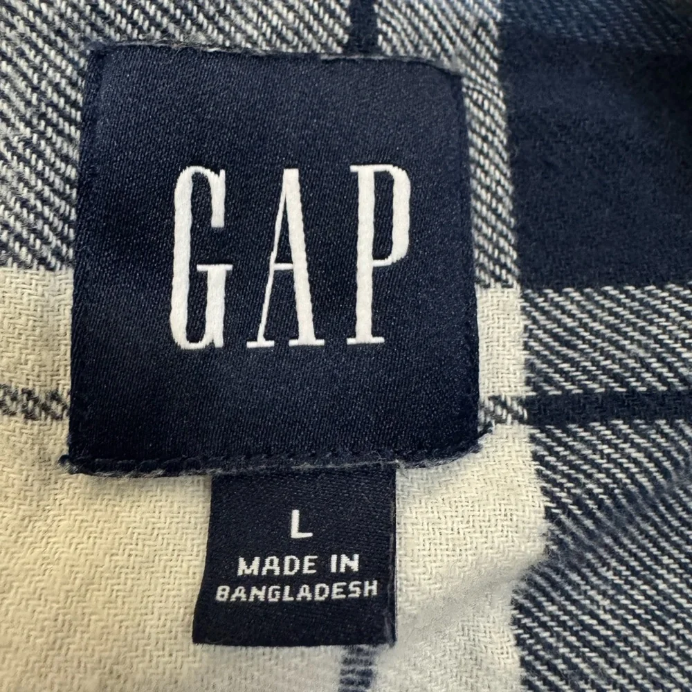 Gap Flannel Shirt Men's L Button Up Blue & White Plaid 100% Cotton Pocket Y2K‎